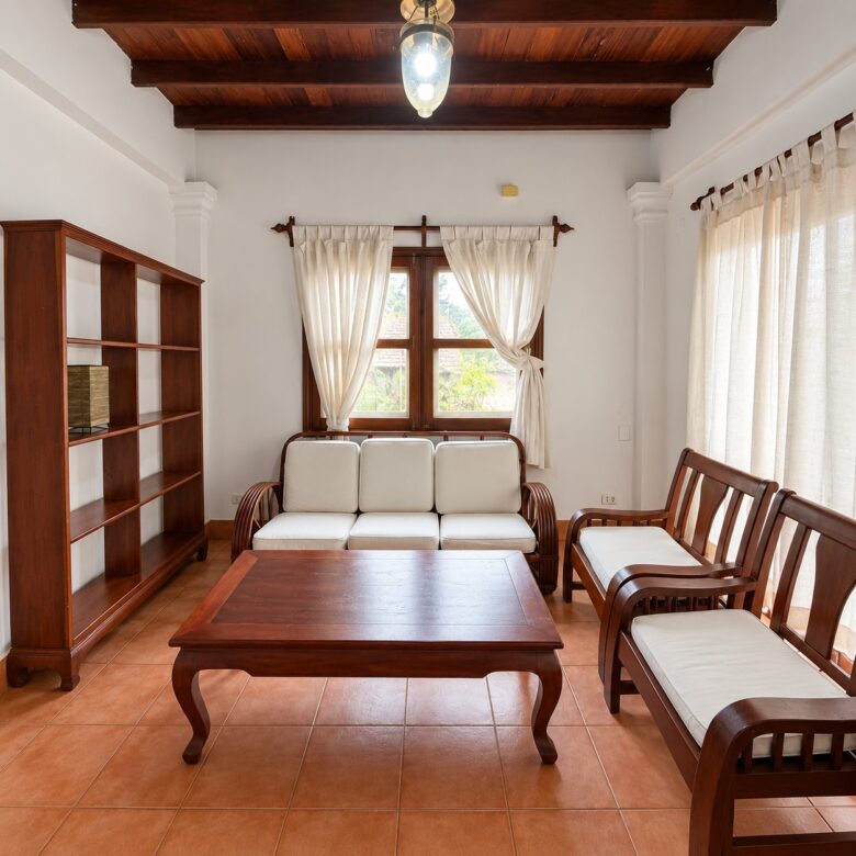 780