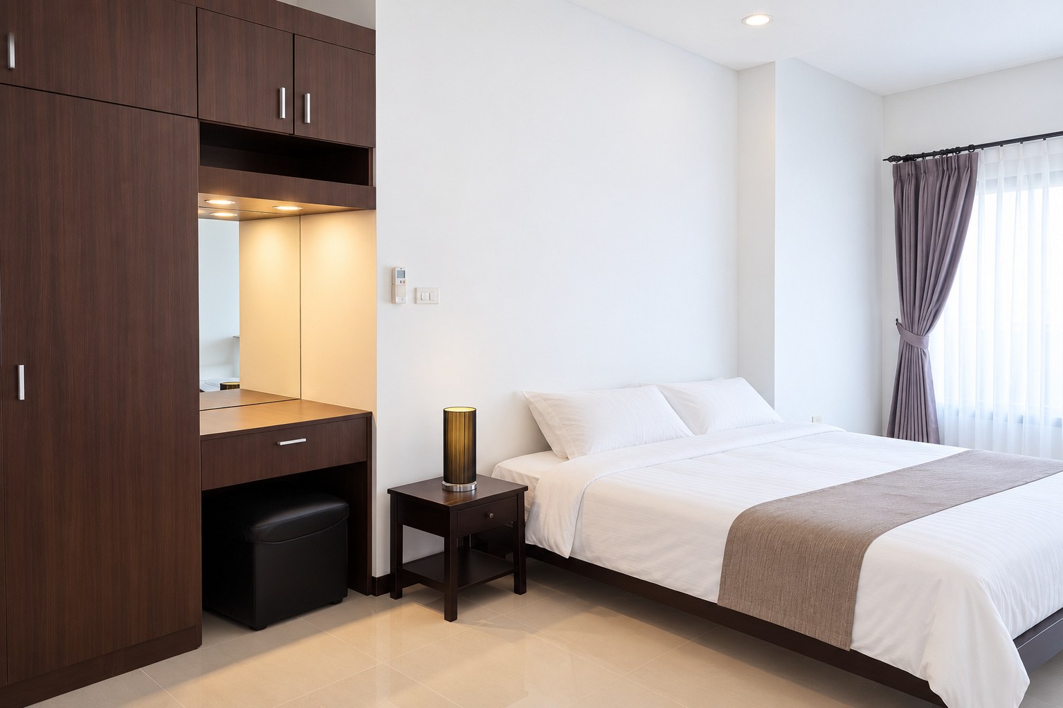 Bedroom with fitted wardrobe and dressing table – 1-bedroom apartment near VIS, Sisattanak, Vientiane
