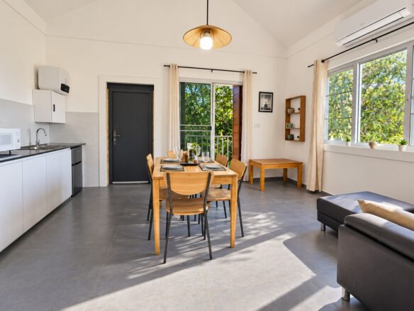 New 1 bedroom apartment for rent near Wattay Airport Vientiane – Living and dining room with equipped kitchen
