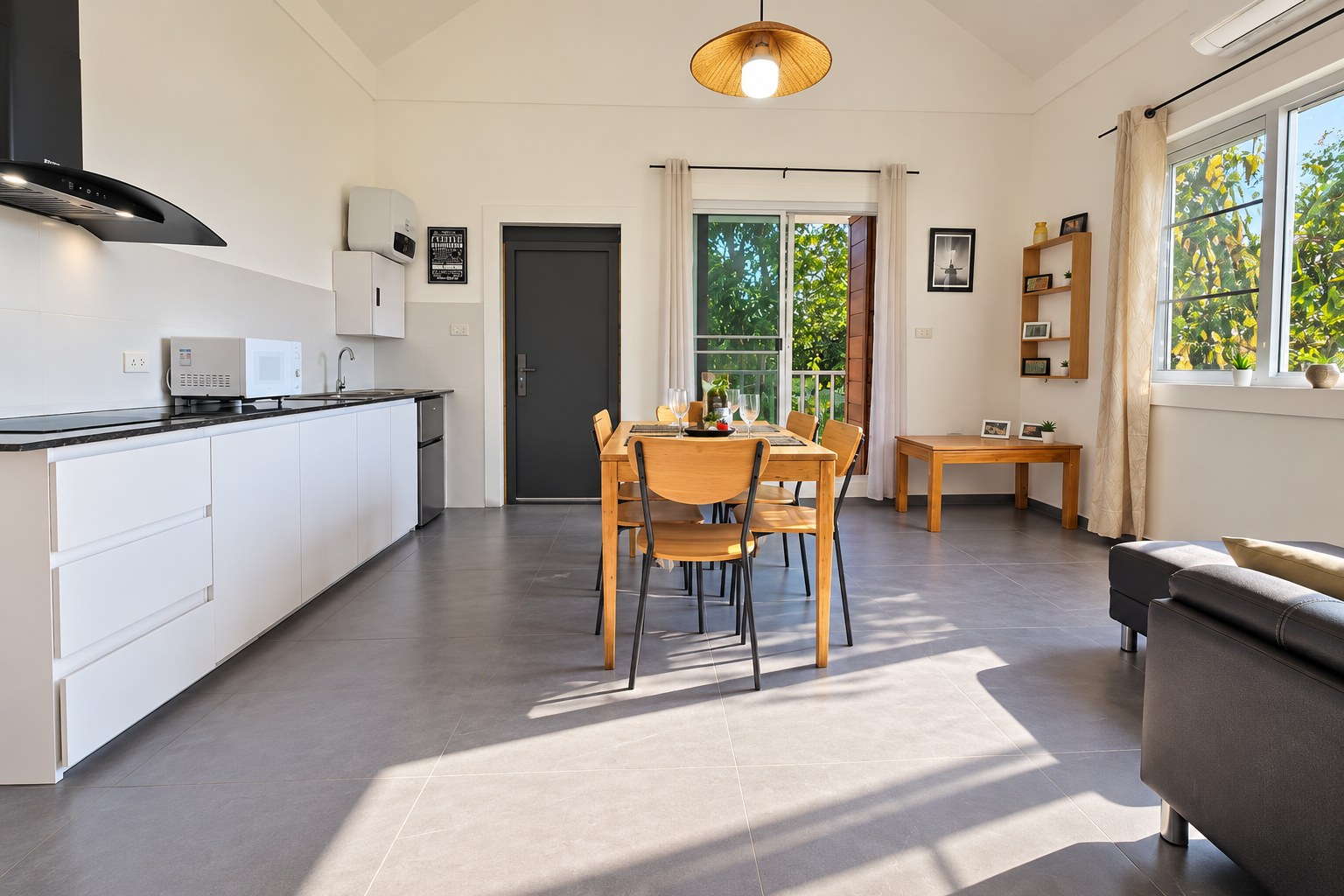 New 1 bedroom apartment for rent near Wattay Airport Vientiane – Fully equipped kitchen and dining area