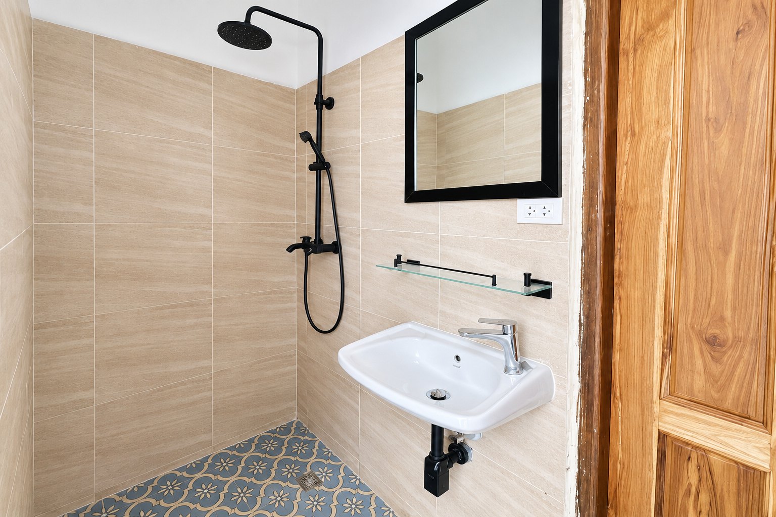 Bathroom with rain shower – new apartment, city center, Vientiane