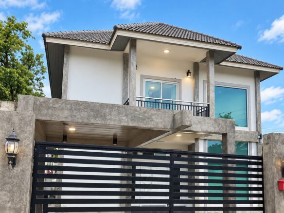 Modern two-storey villa with gated parking – new 4-bedroom villa near ITECC Mall, Vientiane
