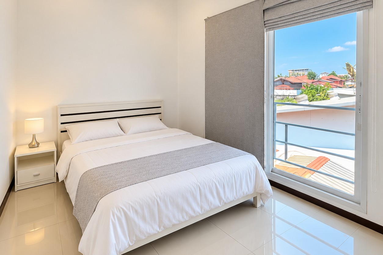 Bedroom with balcony and city view – new 4-bedroom villa near ITECC Mall, Vientiane