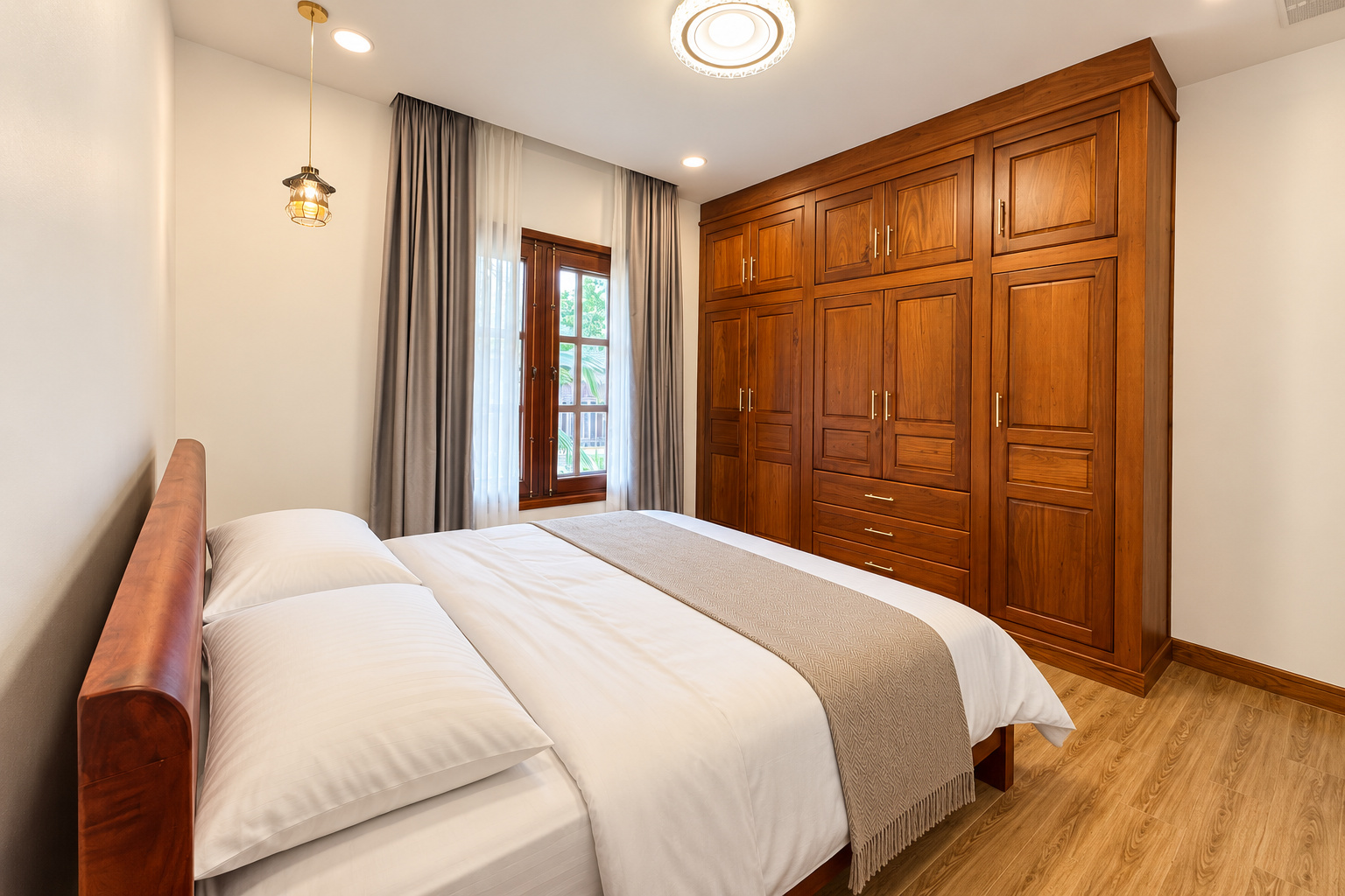 Bedroom with built-in wooden wardrobe – new villa, Xaysettha, Vientiane